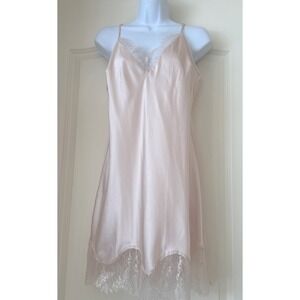 Victoria's‎ Secret Pink/Blush Babydoll Slip Dress size Large Lace & eyelash trim